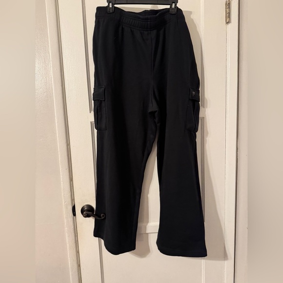 Fabletics Cozy Fleece Wide Leg Cargo Sweatpant Sz 2x short - Picture 6 of 8